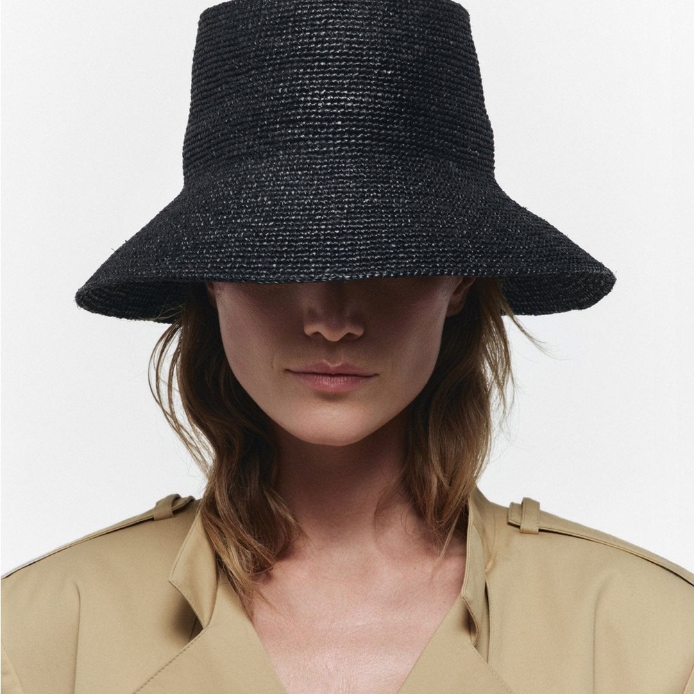 Felix Bucket Hat Janessa Leone